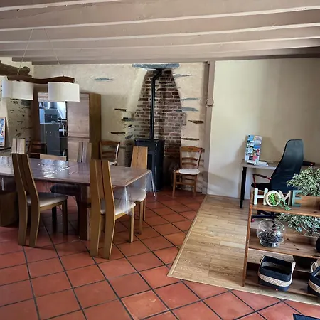 Vakantiehuis De La Haie Des Bois - 8p Plessé