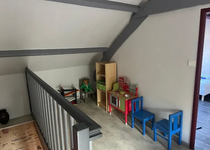 De La Haie Des Bois - 8p *