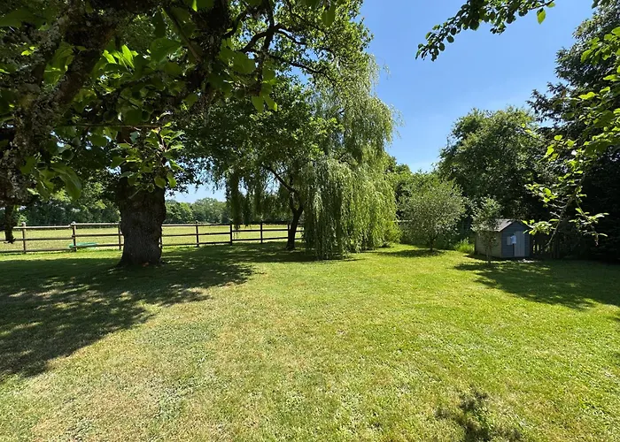 De La Haie Des Bois - 8p * Plessé